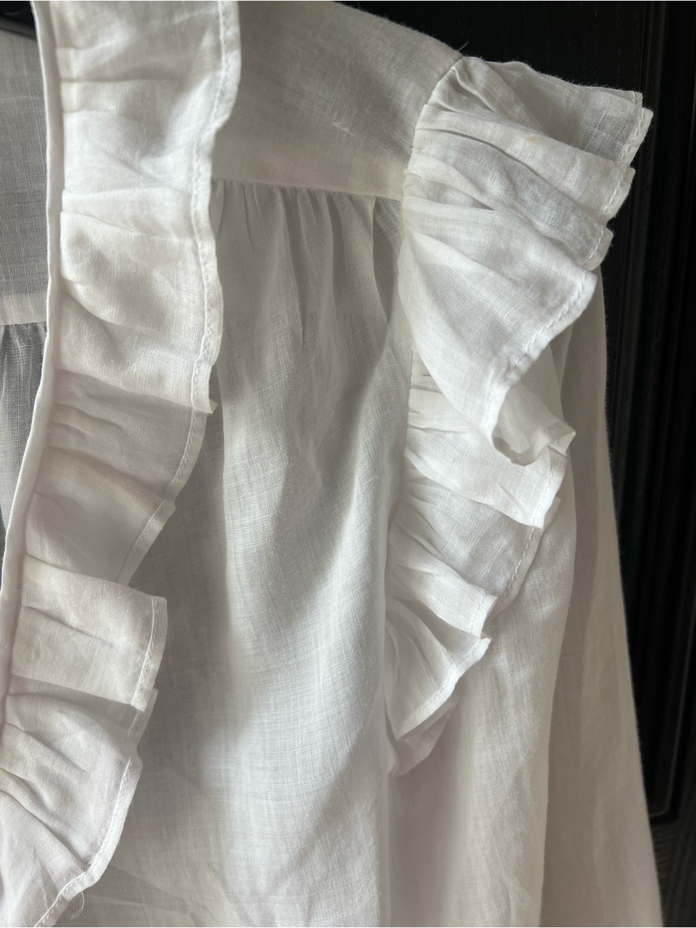 Frame Denim White Ruffle V-Neck Blouse - Picture 3 of 6